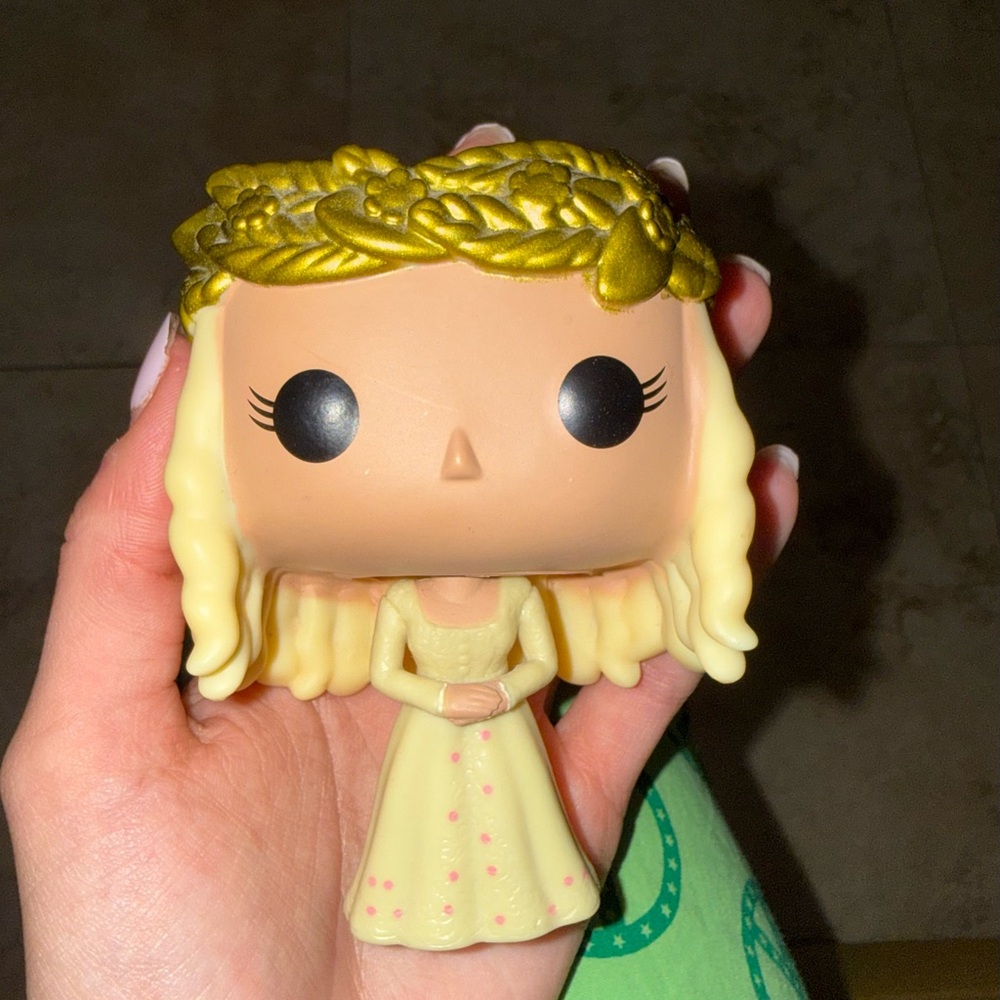 Aurora funko pop rare not sold anymore